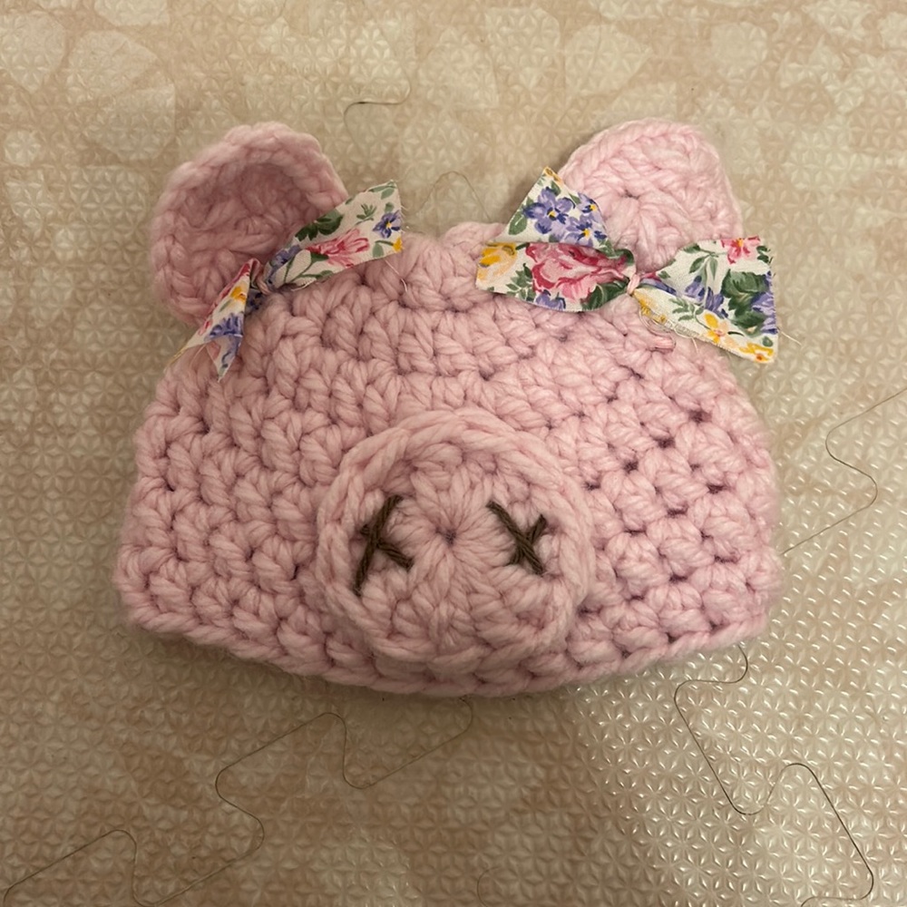 Newborn piglet hat-perfect for baby’s first Halloween!